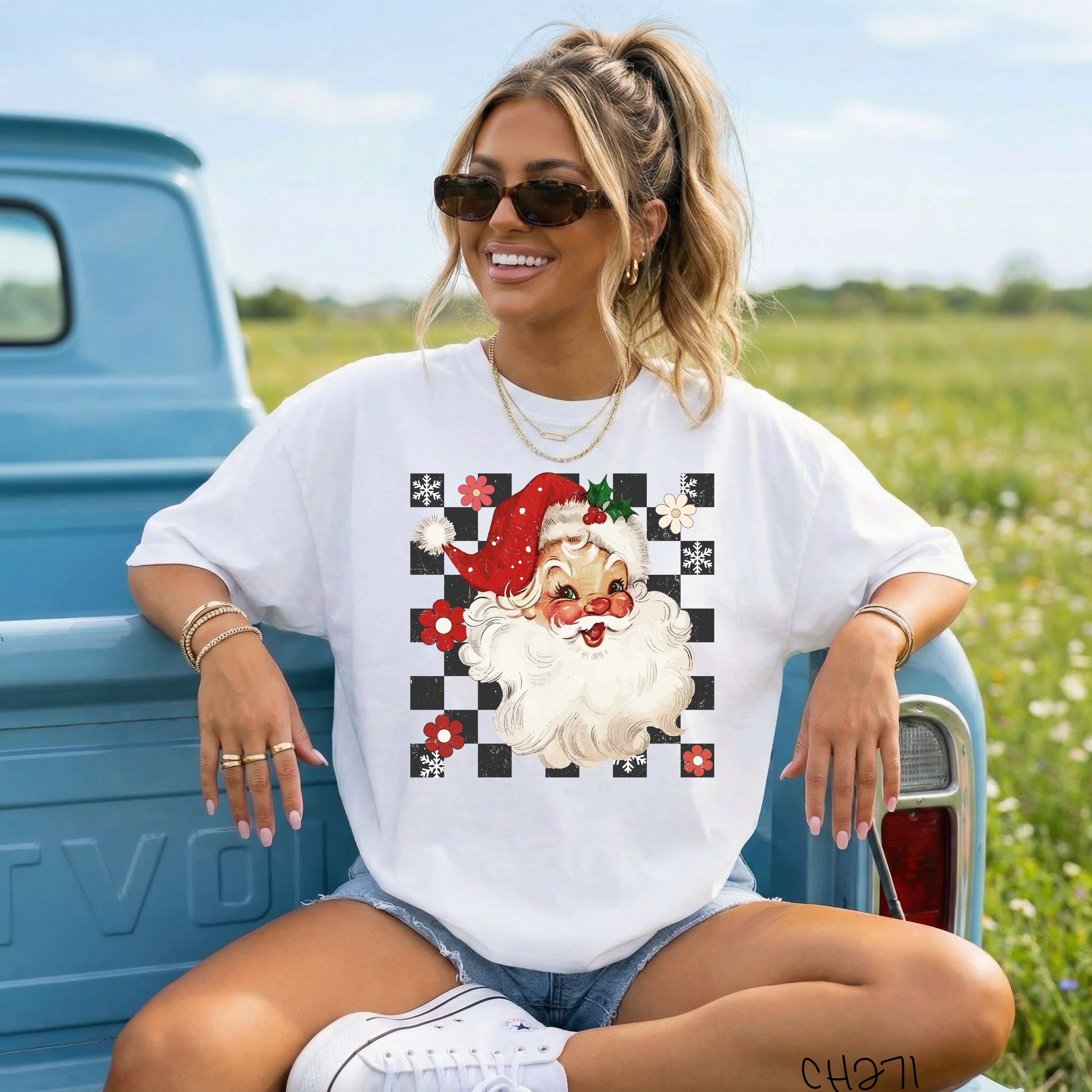 CH271 CHECKERED CLASSIC SANTA