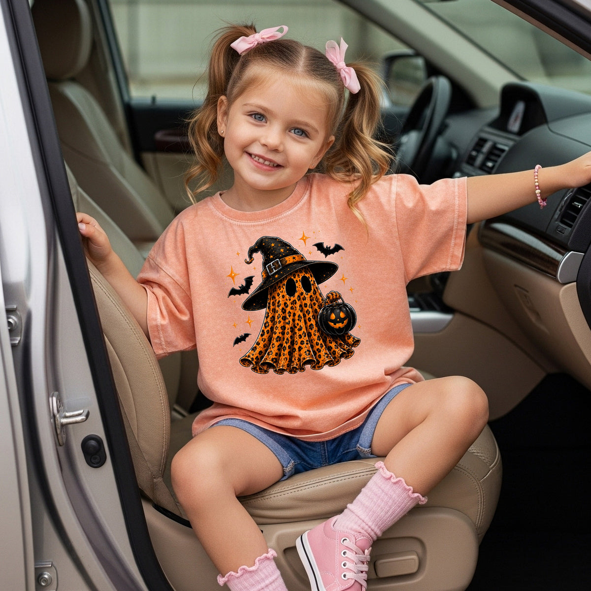 81835 - ORANGE GHOSTY GIRL