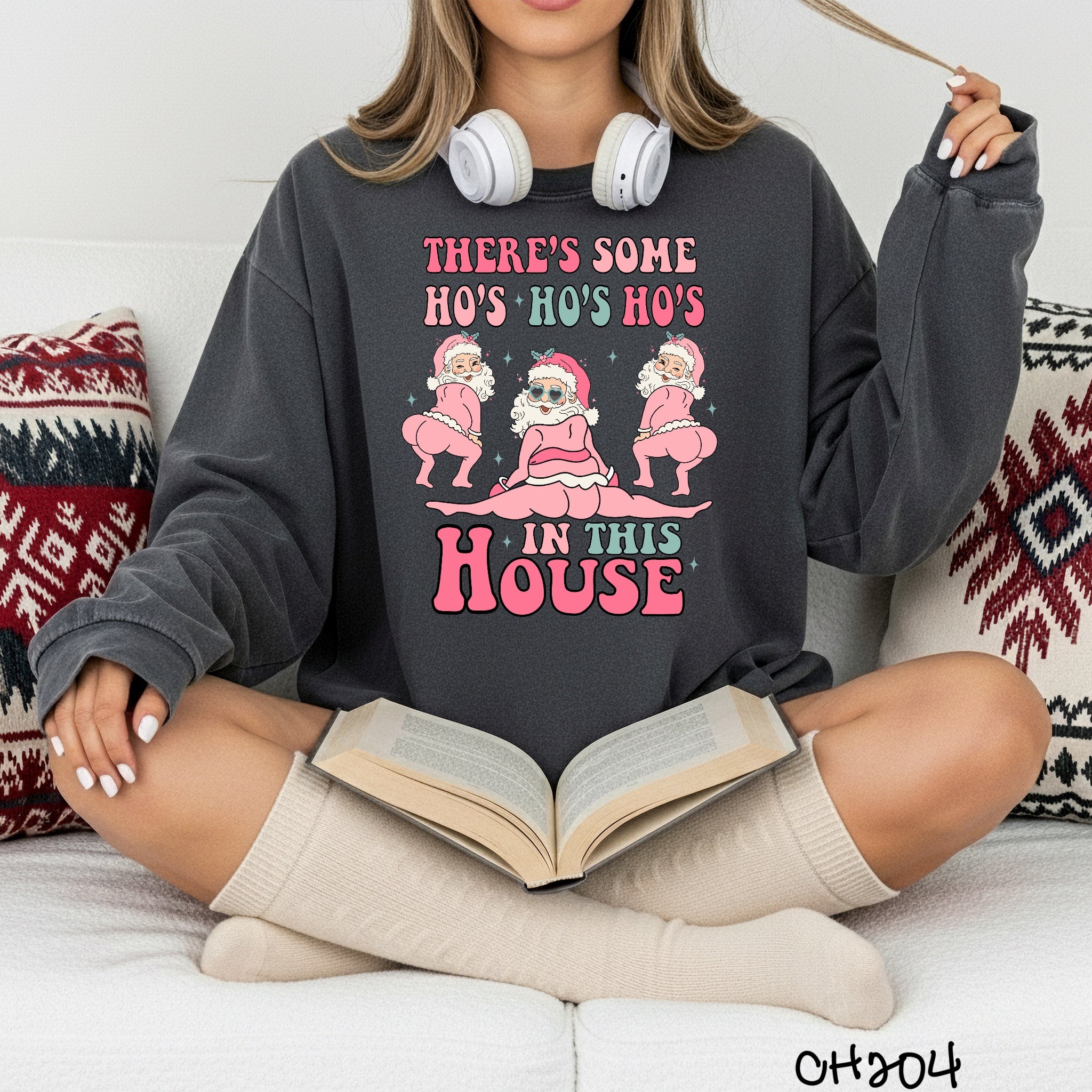 Ch204 Ho ho hos in this house